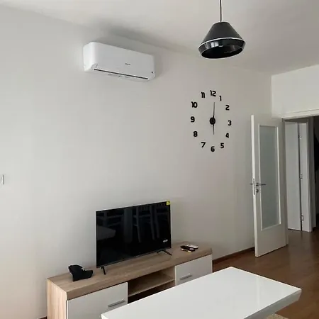 Apartman Novi Borik アパート